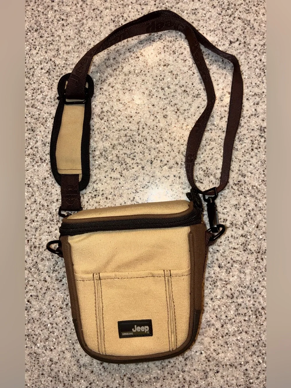 Jeep Digipouch